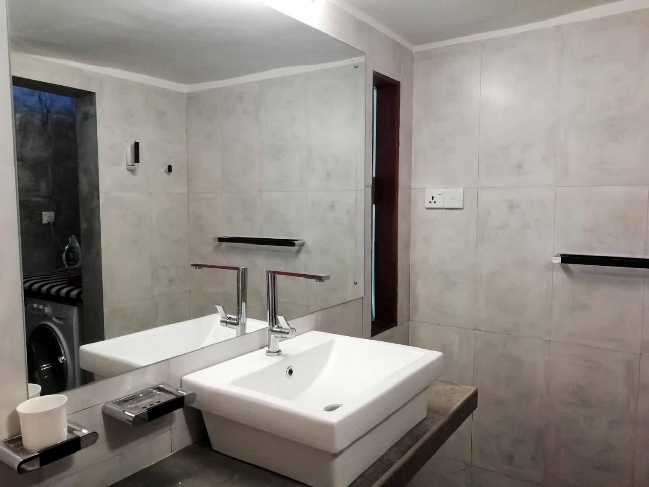 Villa Mitrayu Nugegoda Esterno foto